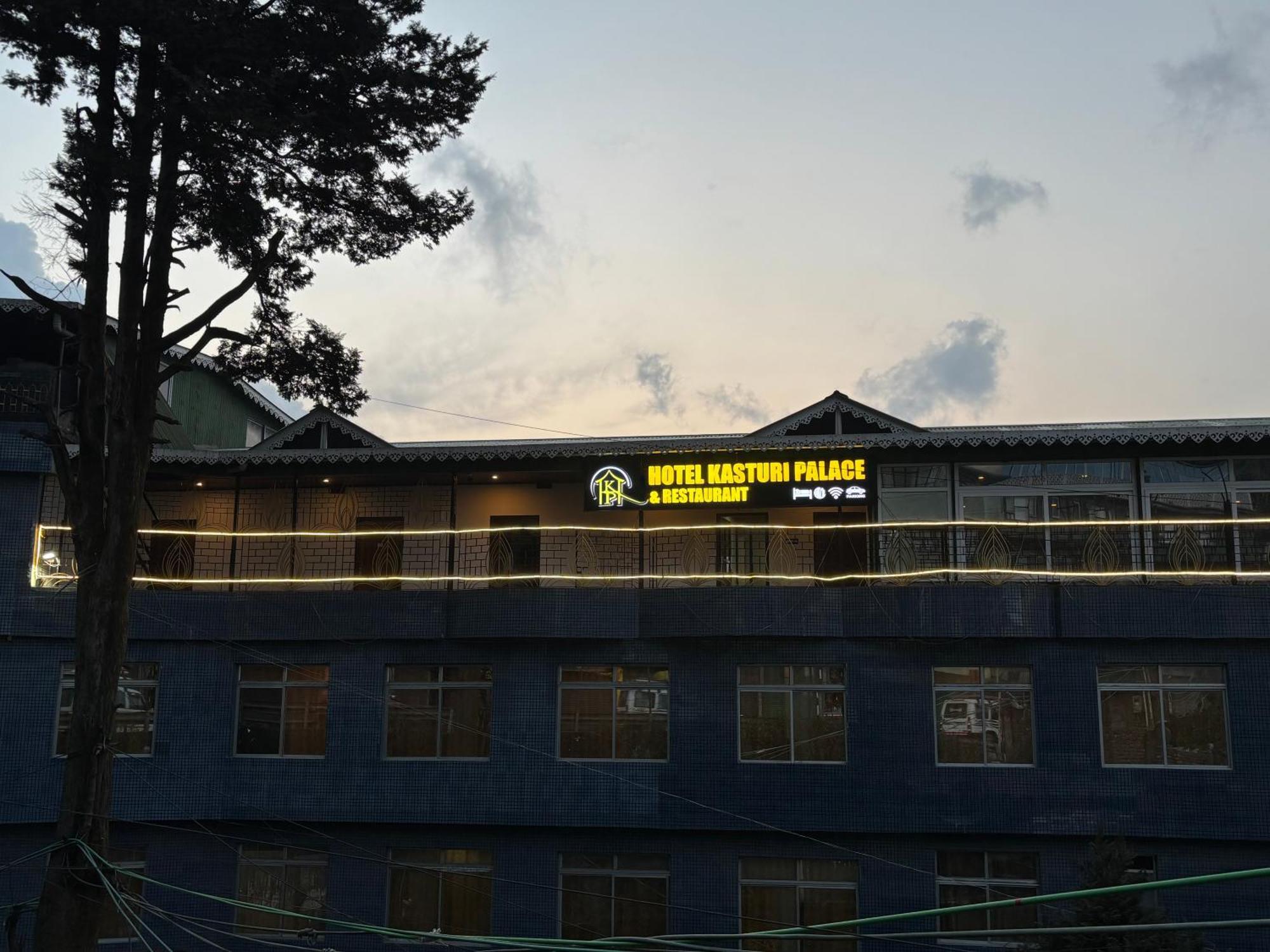 Hotel Kasturi Palace & Restaurant Darjeeling Darjeeling  Exterior foto