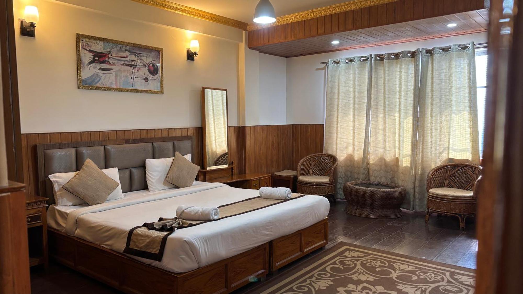Hotel Kasturi Palace & Restaurant Darjeeling Darjeeling  Exterior foto