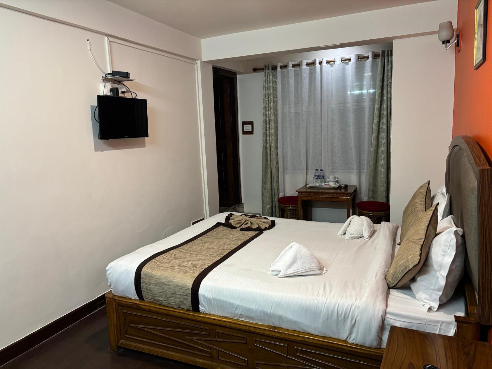 Hotel Kasturi Palace & Restaurant Darjeeling Darjeeling  Exterior foto